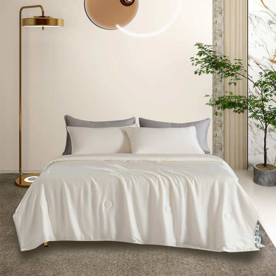 Collins Bedding 天絲被 - T524924 米白色